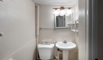 905 N 2nd St, Arkansas City, KS 67005