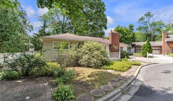 6 Ruthven Pl, Ann Arbor, MI 48104