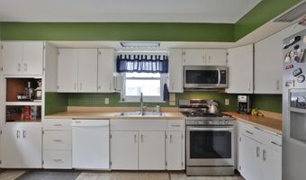 714 Island Ct, Columbus, OH 43214