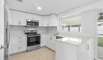 504 RED MANGROVE Ln, Apollo Beach, FL 33572