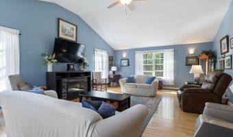 104 Roux Road Ext, Alfred, ME 04002