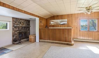 42177 N Lake Ave, Antioch, IL 60002