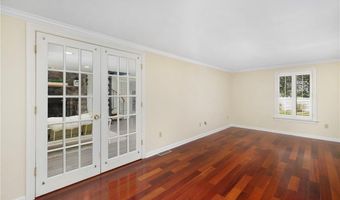 58 Dolphin Ave, Jamestown, RI 02835