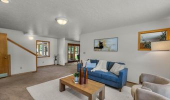 19572 Apache Rd, Bend, OR 97702