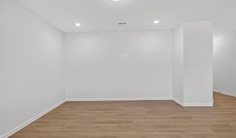 1070 Elowen Dr 101, Austell, GA 30168