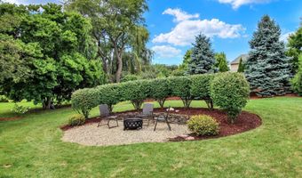 6765 WINDERMERE Ct, Allentown, PA 18104