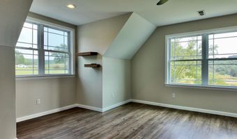360 Rainbow Ln, Asbury, WV 24916