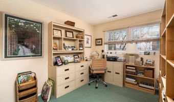 9 Poe Ln Rd2, Allentown, NJ 08501