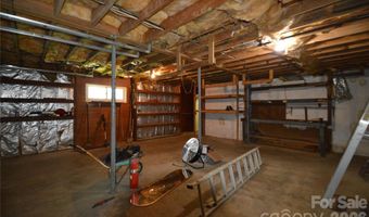 184 Laurel Rd, Arden, NC 28704