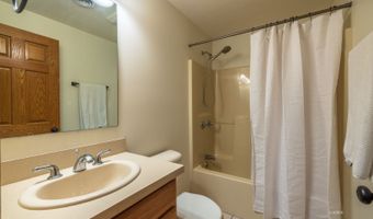 8850 Lavelle Rd, Athens, OH 45701