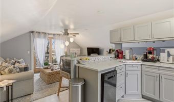 9 Bacheller St, Newport, RI 02840