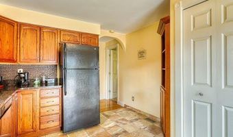 149 Hillside Ave, Harveys Lake, PA 18618