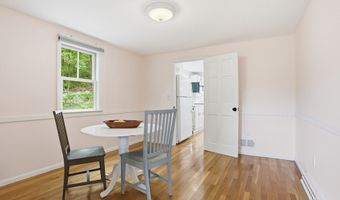 39 Ethan Allen Dr, Acton, MA 01720