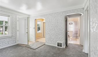 21 W Linwood Ave, Akron, OH 44301