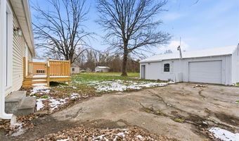 307 S Lawnview Dr, Austin, IN 47102