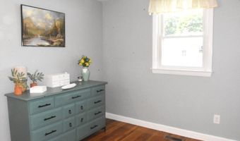 49 Parramatta Rd, Beverly, MA 01915