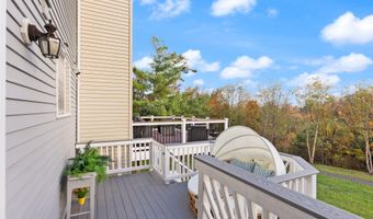 43273 CLEARNIGHT Ter, Ashburn, VA 20147