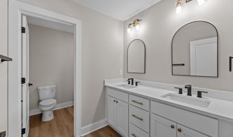 4009 Regina Ln, Ayden, NC 28513