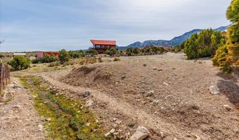 4 Clearview Ave, Cold Creek, NV 89124