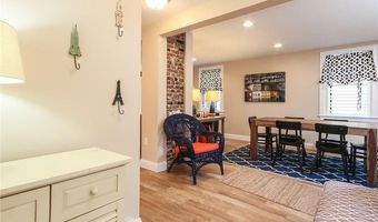 13 Lucas Ave, Newport, RI 02840