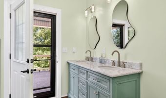 944 Lakepoint Dr, Albany, KY 42602