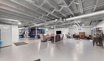 1319 Glamorgan St, Alliance, OH 44601