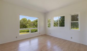 601 N Honokala Rd B, Haiku, HI 96708