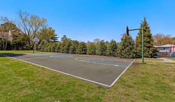 502 DORAL Dr, Bethany Beach, DE 19930