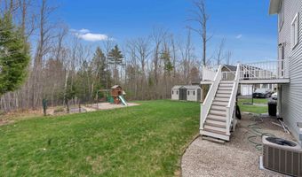 58 Village Place Dr, Barrington, NH 03825