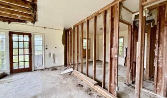 166 Blue Bend Rd, Albertville, AL 35951