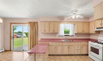 2107 Lynwood Dr, Aliquippa, PA 15001