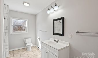 2 Worley Pl, Asheville, NC 28806