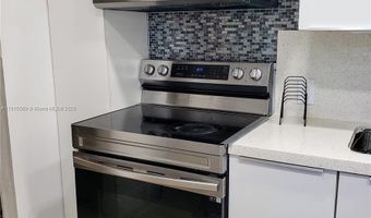 3101 N Country Club Dr 101, Aventura, FL 33180