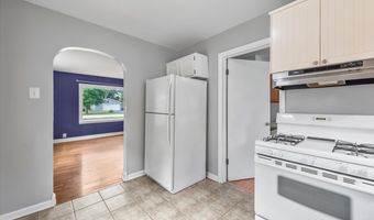 41081 N 1ST St, Antioch, IL 60002