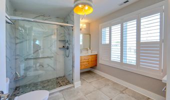 205 E SAVANNAH Rd, Lewes, DE 19958