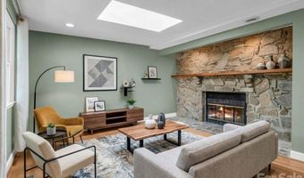 52 Forest Rd, Asheville, NC 28803