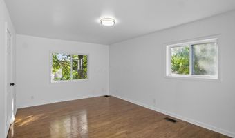 12 Mcguffey Ln, Athens, OH 45701