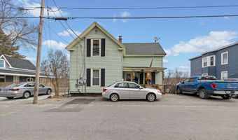 42 Newbury St, Auburn, ME 04210