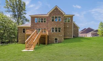 372 Foxboro Cir, Avon, IN 46123