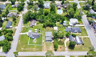 208 E Sixth St, Adel, GA 31620