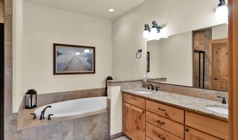 85 Bellflower Ct, Blanchard, ID 83804