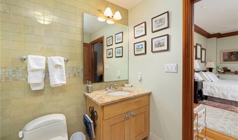 341 Thames St S-104, Bristol, RI 02809
