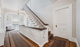 75 W Broadway, Bangor, ME 04401