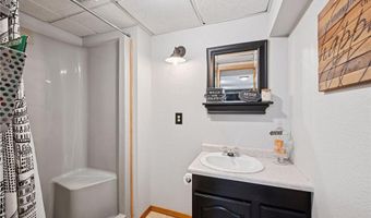 420 Pleasant Crest Cir, Annandale, MN 55302