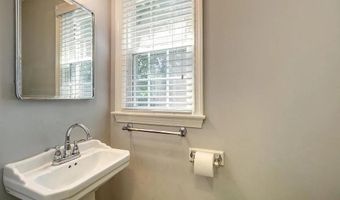 21 KENTBURY Way, Bethesda, MD 20814