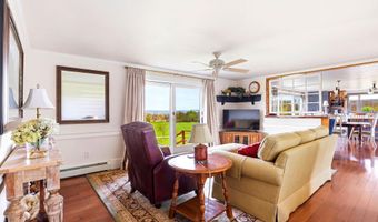 557 S Barnstead Rd, Barnstead, NH 03225