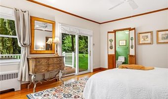 133 Tupelo Hill Dr, Cranston, RI 02920