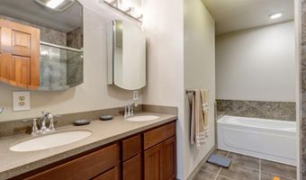 12945 Elmore Rd, Anchorage, AK 99516