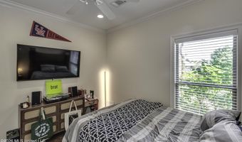 216 Emerald Cir, Brandon, MS 39047