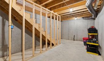 1671 Burns Ct, Austin, IN 47102